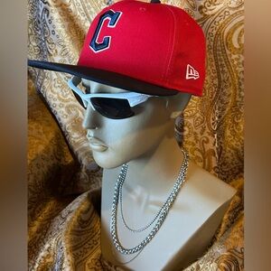 Cleveland Guardians New Era Fitted Cap with Black Brim